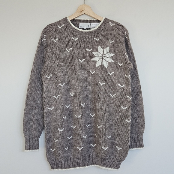 Vintage Wool Blend Snowflake Pullover Sweater Medium Cottagecore Grandmacore - Picture 8 of 8